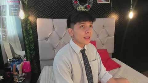 thiago online show from 12-15-25, 01:48