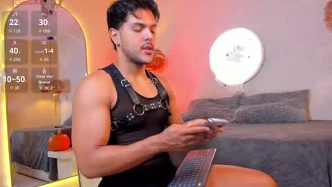 Thiago online show from 10-21-25, 10:05