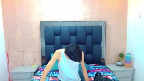 thiago_twink38 online show from 10-28-25, 04:16