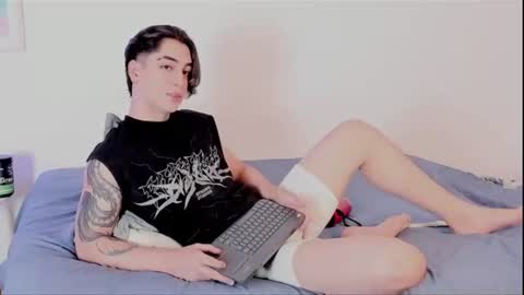 Snapshot of thiago_winteer chatting on 07-14-26, 04:50 Thiago Winteer online show from 07-14-26, 04:50