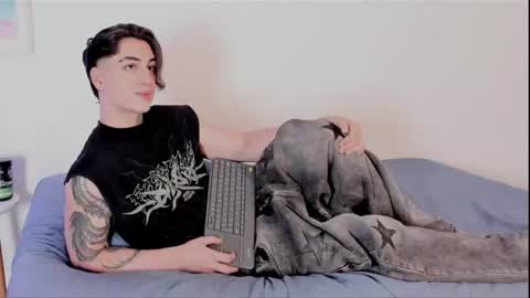 Snapshot of thiago_winteer chatting on 07-19-26, 05:33 Thiago Winteer online show from 07-19-26, 05:33