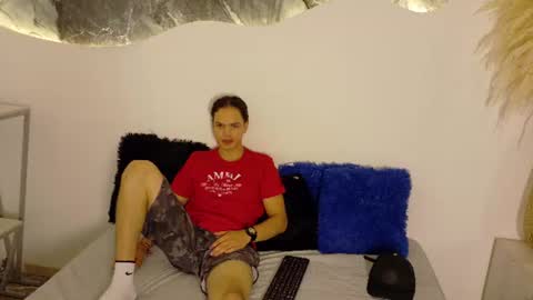 thiagobrooks_ online show from 07-16-26, 11:27