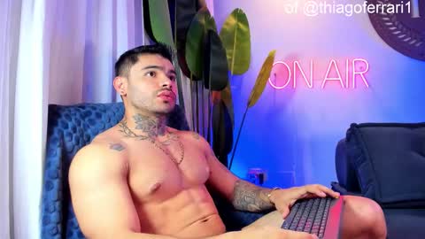 Snapshot of thiagoferrari1 chatting on 09-18-25, 02:57 thiago online show from 09-18-25, 02:57