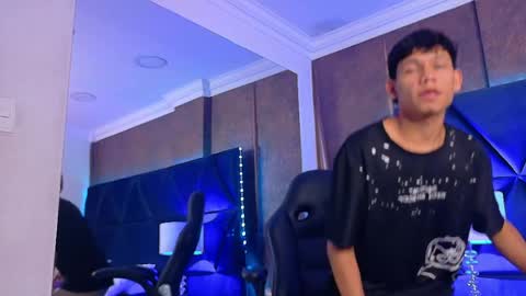 T H I A G O online show from 06-02-26, 04:14