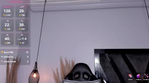Snapshot of thiagomeneses0 chatting on 02-18-25, 12:26 THIAGO MENESES online show from 02-18-25, 12:26