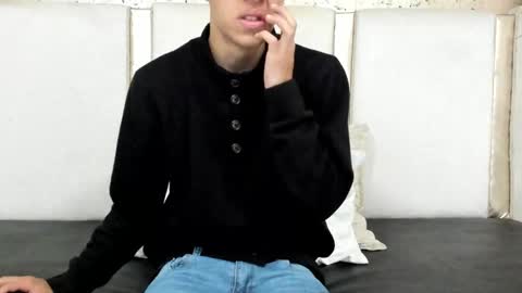 Thiago   online show from 01-06-25, 07:02