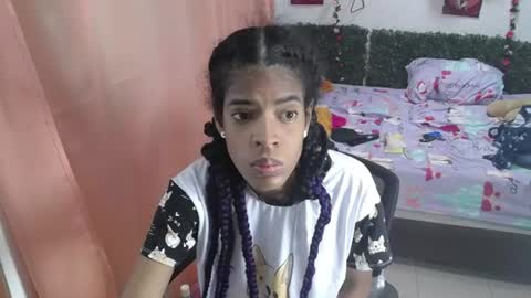 Snapshot of thiana_horny chatting on 06-15-26, 12:51 thiana_horny online show from 06-15-26, 12:51