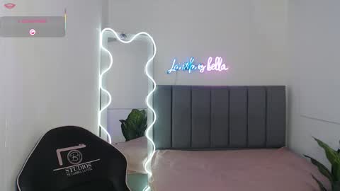  thiana  online show from 10-12-25, 03:05