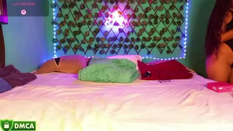 Snapshot of thicc_queen_the_rascal chatting on 06-04-26, 03:12 Thicc Queen The Rascal online show from 06-04-26, 03:12