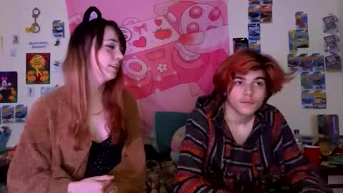 Snapshot of thick_as_fook chatting on 12-16-25, 05:45 thick_as_fook online show from 12-16-25, 05:45