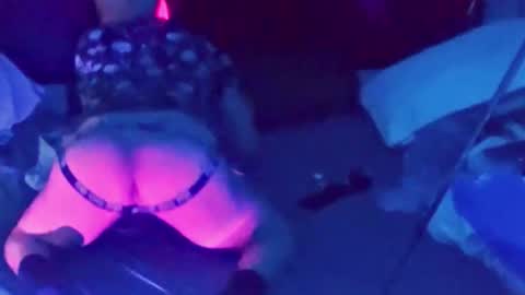 thickascole online show from 04-21-26, 12:01