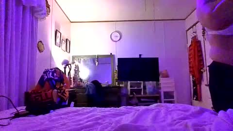 thickassazn93 online show from 12-16-25, 09:14