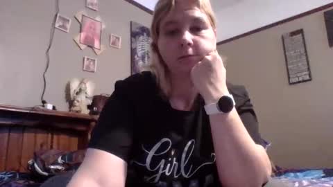 thickblonde_92 online show from 10-13-25, 02:28