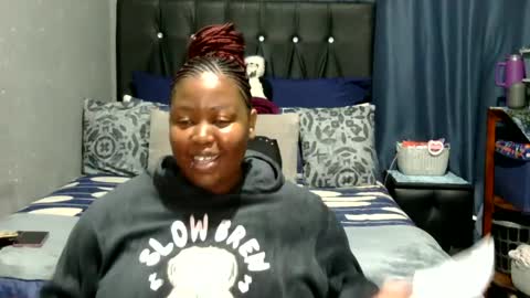 Snapshot of thickcaramel_p chatting on 05-09-26, 01:55 phindy online show from 05-09-26, 01:55