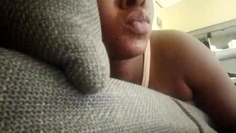Snapshot of thickcurves8 chatting on 12-14-25, 07:40 Thick online show from 12-14-25, 07:40