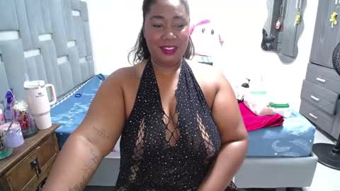 Snapshot of thickebonymilf chatting on 05-21-26, 05:25 XIOMARA online show from 05-21-26, 05:25
