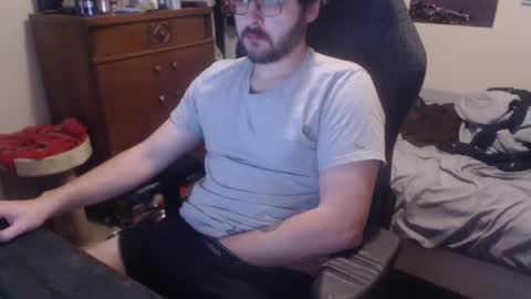 Snapshot of thickgarrett chatting on 01-04-25, 05:05 thickgarrett online show from 01-04-25, 05:05