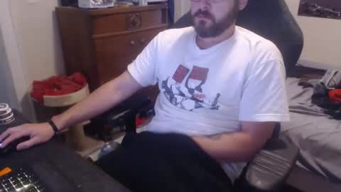 Snapshot of thickgarrett chatting on 11-06-25, 01:01 thickgarrett online show from 11-06-25, 01:01