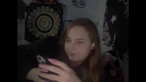 Snapshot of thickgingergoddess chatting on 01-17-25, 05:32 Ariel online show from 01-17-25, 05:32