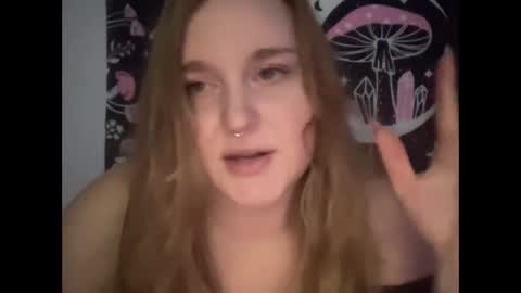 Snapshot of thickgingergoddess chatting on 01-25-25, 02:15 Ariel online show from 01-25-25, 02:15