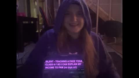 Snapshot of thickgingergoddess chatting on 01-25-25, 11:11 Ariel online show from 01-25-25, 11:11