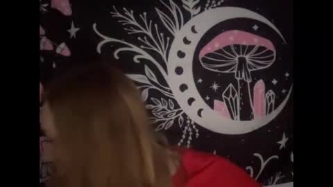 Snapshot of thickgingergoddess chatting on 01-27-25, 01:16 Ariel online show from 01-27-25, 01:16