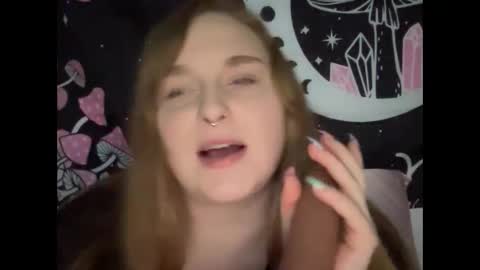 Snapshot of thickgingergoddess chatting on 01-30-25, 10:41 Ariel online show from 01-30-25, 10:41