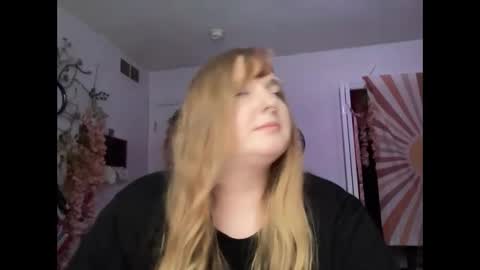 Snapshot of thickgingergoddess chatting on 02-02-25, 09:34 Ariel online show from 02-02-25, 09:34