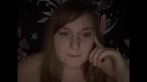 Snapshot of thickgingergoddess chatting on 02-07-25, 01:58 Ariel online show from 02-07-25, 01:58