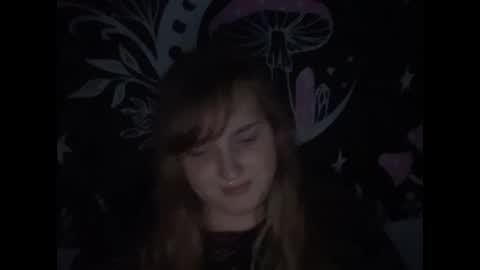 Snapshot of thickgingergoddess chatting on 02-09-25, 02:38 Ariel online show from 02-09-25, 02:38