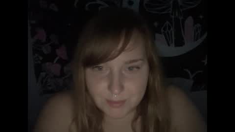 Snapshot of thickgingergoddess chatting on 02-09-25, 05:40 Ariel online show from 02-09-25, 05:40