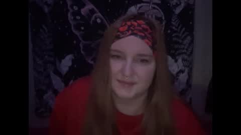 Snapshot of thickgingergoddess chatting on 02-13-25, 04:39 Ariel online show from 02-13-25, 04:39