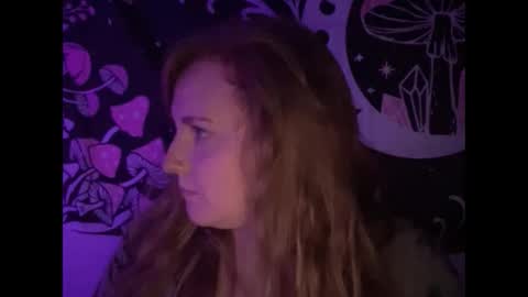 Snapshot of thickgingergoddess chatting on 03-05-25, 04:24 Ariel online show from 03-05-25, 04:24