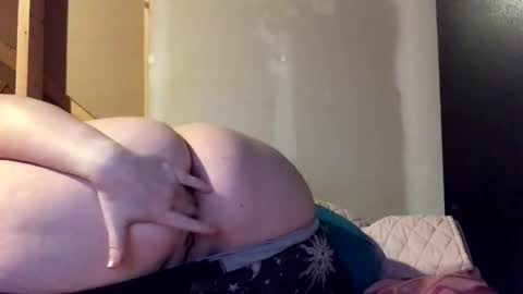 Snapshot of thickgingergoddess chatting on 09-26-25, 05:50 Ariel online show from 09-26-25, 05:50