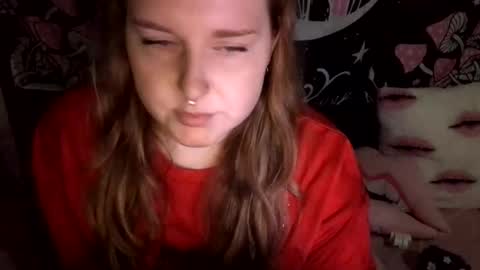 Snapshot of thickgingergoddess chatting on 10-10-25, 03:27 Ariel online show from 10-10-25, 03:27