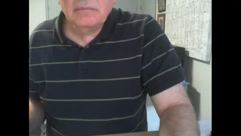 Snapshot of thickmelnik chatting on 05-06-26, 01:57 James online show from 05-06-26, 01:57