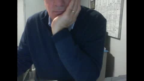 Snapshot of thickmelnik chatting on 05-13-26, 02:14 James online show from 05-13-26, 02:14