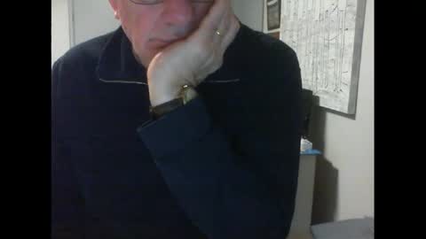 Snapshot of thickmelnik chatting on 05-14-26, 02:57 James online show from 05-14-26, 02:57