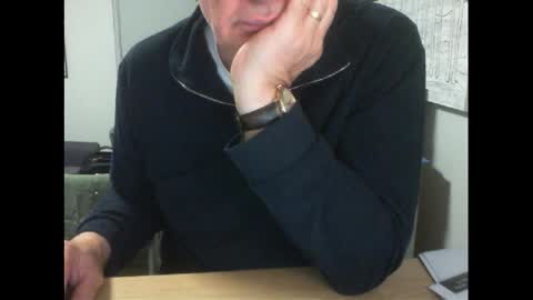 Snapshot of thickmelnik chatting on 05-16-26, 02:27 James online show from 05-16-26, 02:27