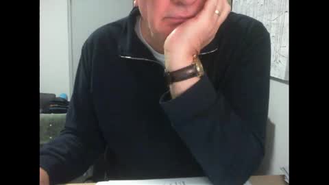 Snapshot of thickmelnik chatting on 05-19-26, 05:47 James online show from 05-19-26, 05:47