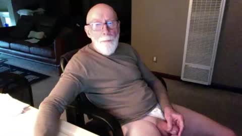 Snapshot of thickmorninwood chatting on 05-25-26, 02:45 thickmorninwood online show from 05-25-26, 02:45