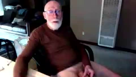 Snapshot of thickmorninwood chatting on 06-18-26, 01:59 thickmorninwood online show from 06-18-26, 01:59