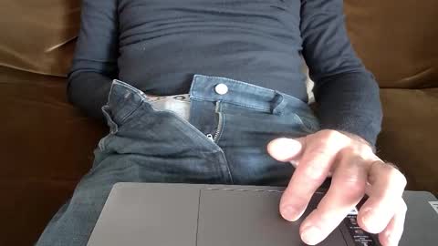 Snapshot of thickrum chatting on 01-16-26, 09:46 Thickru online show from 01-16-26, 09:46