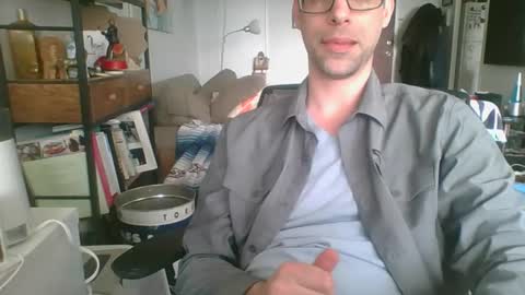 Snapshot of thickty chatting on 04-27-26, 09:24 thickty online show from 04-27-26, 09:24