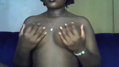 Snapshot of thickyannah2 chatting on 03-13-26, 03:13 thickyannah online show from 03-13-26, 03:13