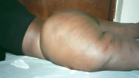 thickybabe_05 online show from 01-25-25, 09:04