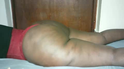 thickybabe_05 online show from 02-14-25, 09:13