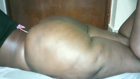 thickybabe_05 online show from 03-04-25, 09:54