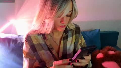 thief_of_hearts_ online show from 09-10-25, 09:53