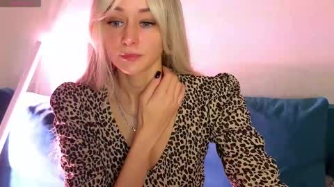 thief_of_hearts_ online show from 09-17-25, 11:23